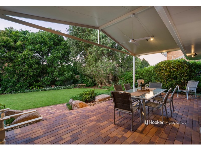 4 McKinley Court, Stretton QLD 4116