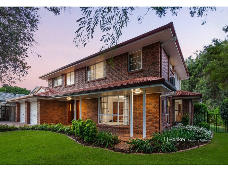 4 McKinley Court, Stretton QLD 4116