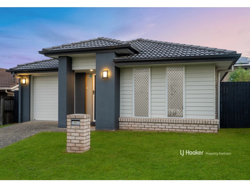 64 Blackwell Street, Hillcrest QLD 4118