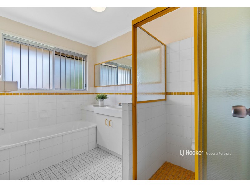 238 Gowan Road, Sunnybank Hills QLD 4109