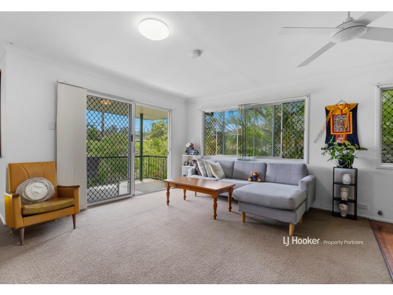 57 Morialta Street, Mansfield QLD 4122