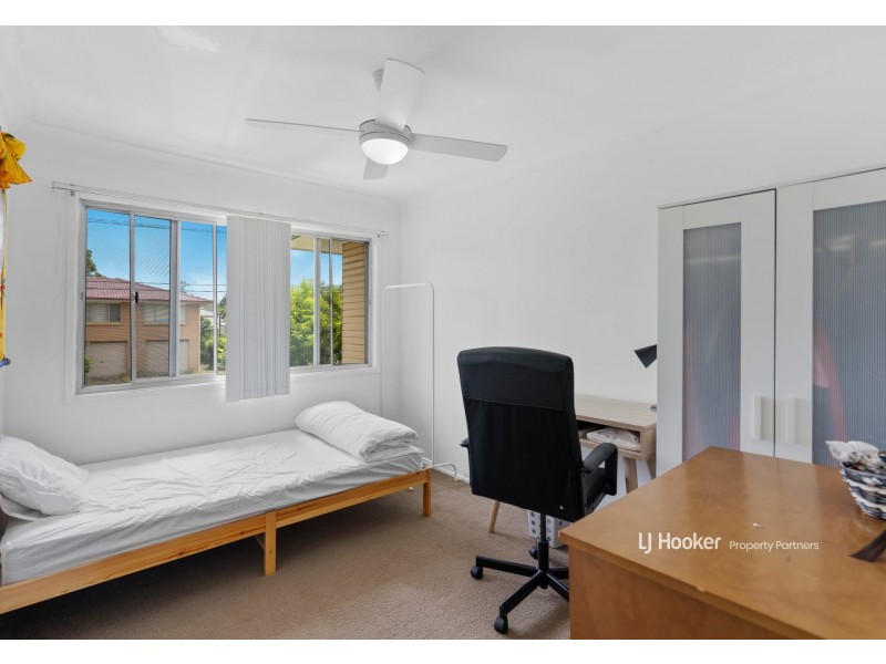 57 Morialta Street, Mansfield QLD 4122