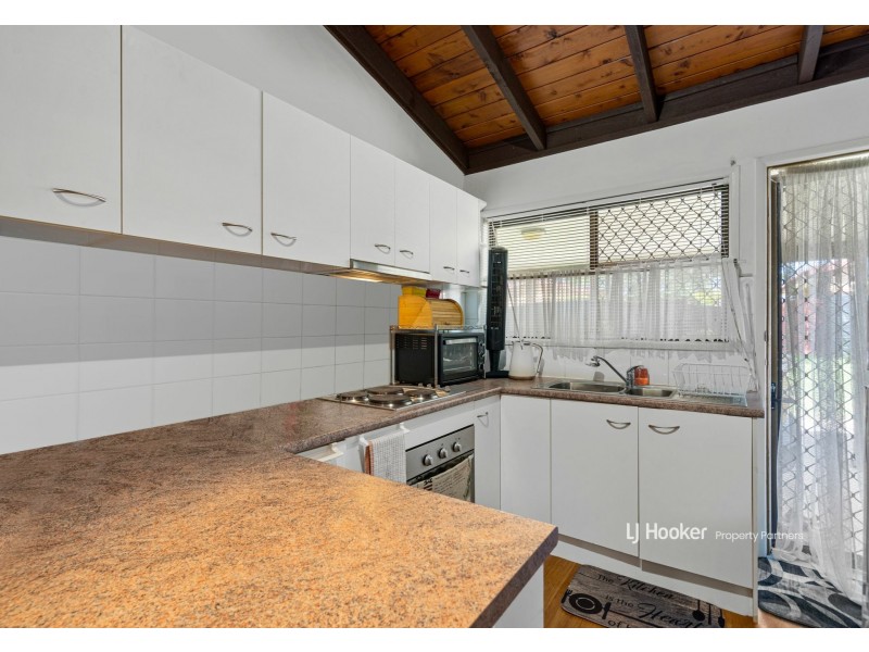 8/31 Ewing Road, Logan Central QLD 4114