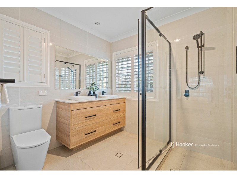 10 Lily Circuit, Kuraby QLD 4112