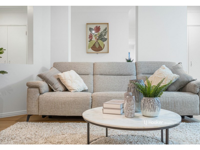 10 Lily Circuit, Kuraby QLD 4112