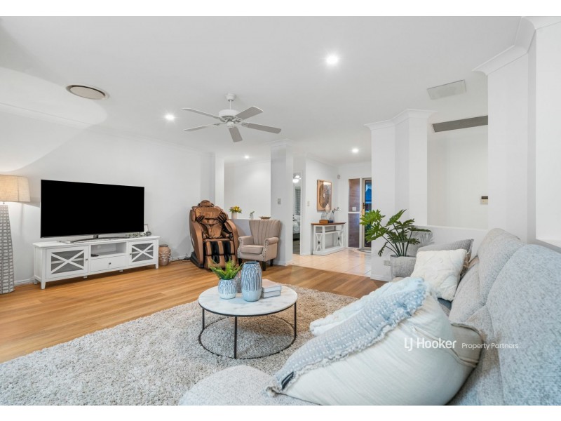 10 Lily Circuit, Kuraby QLD 4112