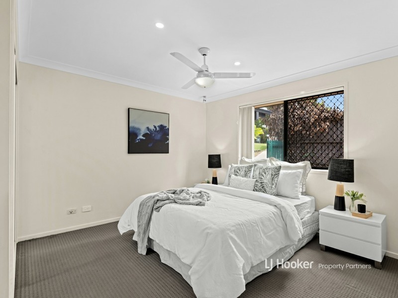 37 Robinson Crescent, Runcorn QLD 4113