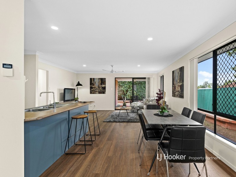 37 Robinson Crescent, Runcorn QLD 4113