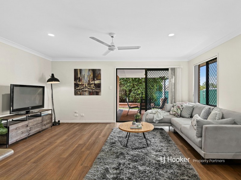 37 Robinson Crescent, Runcorn QLD 4113