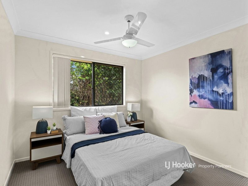 37 Robinson Crescent, Runcorn QLD 4113