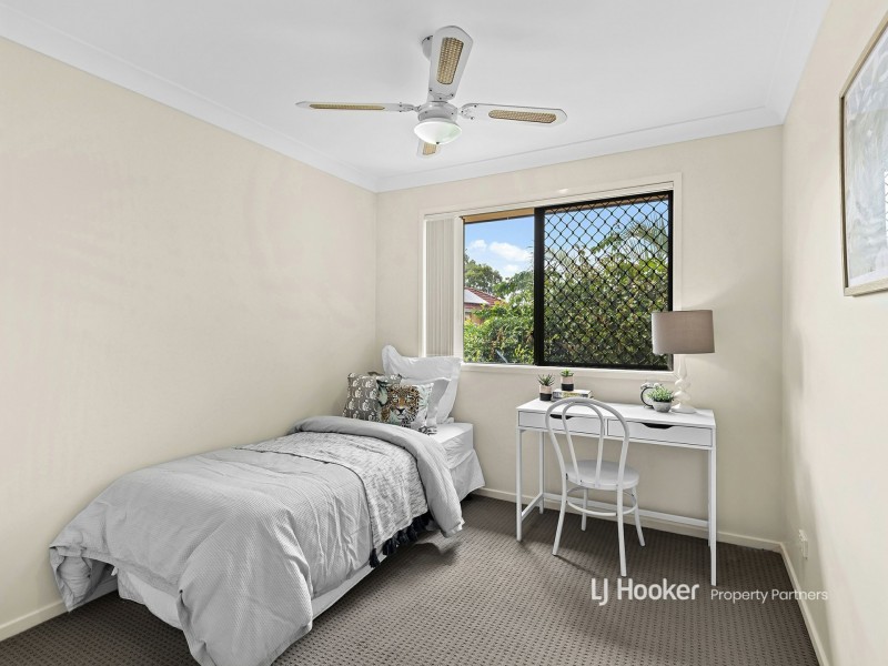 37 Robinson Crescent, Runcorn QLD 4113