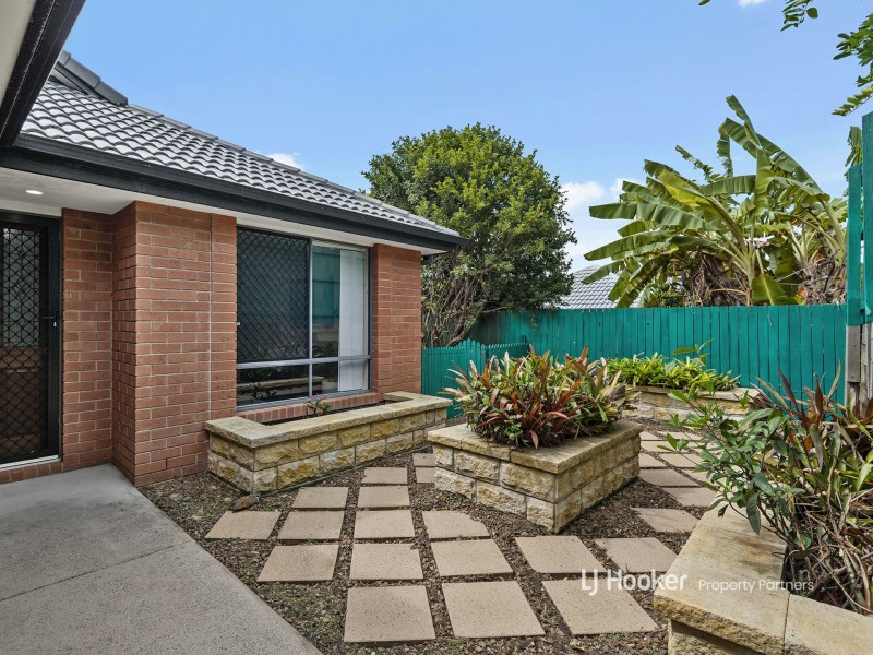 37 Robinson Crescent, Runcorn QLD 4113