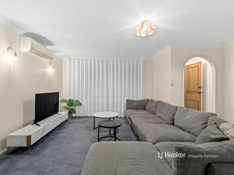 12 Lindeman Place, Eight Mile Plains QLD 4113