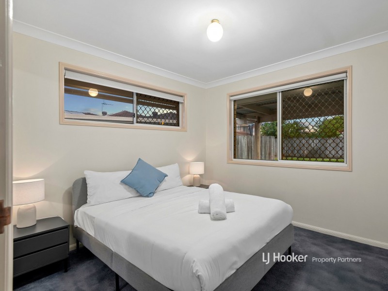 12 Lindeman Place, Eight Mile Plains QLD 4113