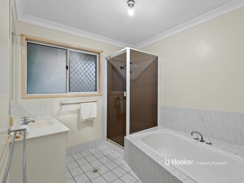 12 Lindeman Place, Eight Mile Plains QLD 4113