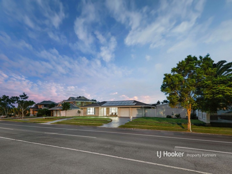 12 Lindeman Place, Eight Mile Plains QLD 4113