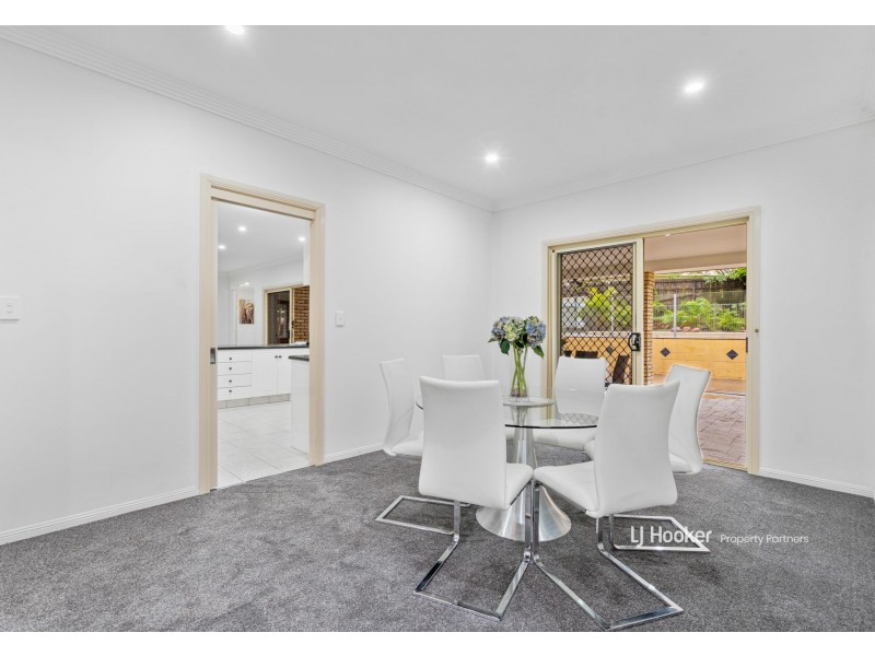 11 Rakumba Close, Eight Mile Plains QLD 4113