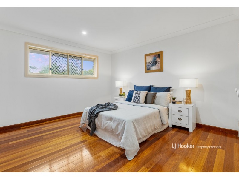 11 Rakumba Close, Eight Mile Plains QLD 4113