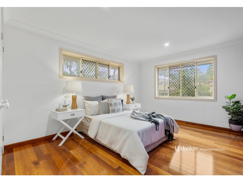 11 Rakumba Close, Eight Mile Plains QLD 4113