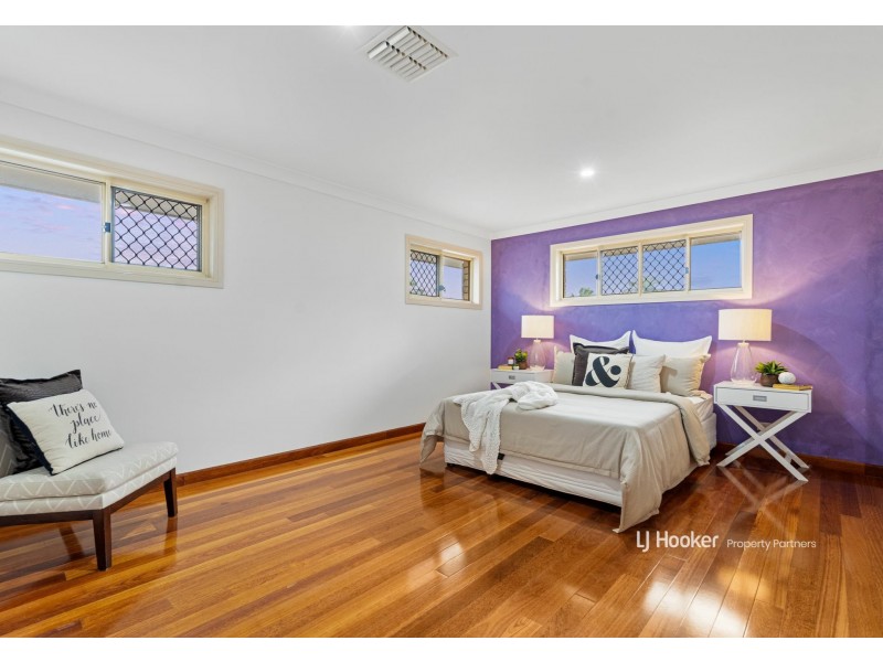 11 Rakumba Close, Eight Mile Plains QLD 4113