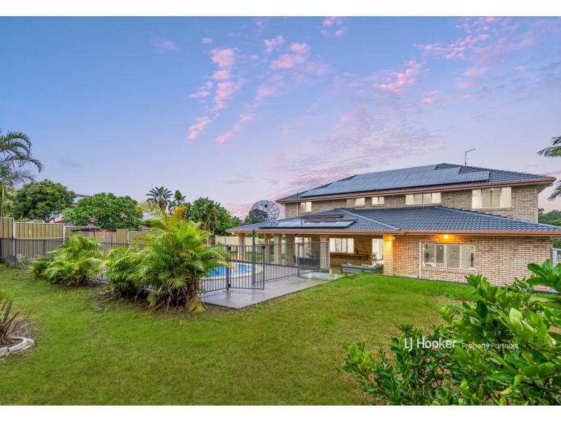 11 Rakumba Close, Eight Mile Plains QLD 4113