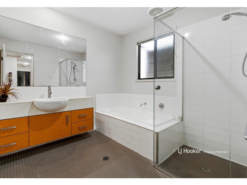 1/16 Doris Street, Eight Mile Plains QLD 4113