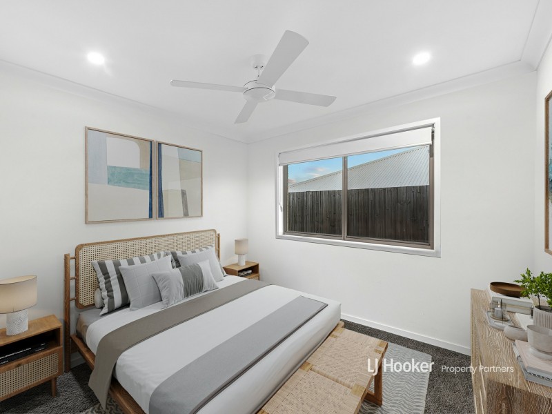 16 Brunner Drive, Park Ridge QLD 4125