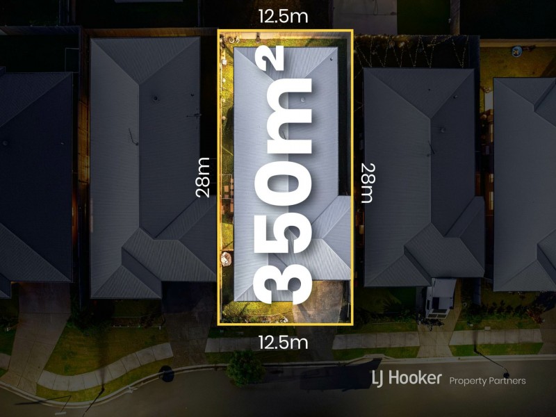 16 Brunner Drive, Park Ridge QLD 4125