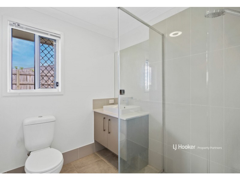 5 Arravanda Crescent, Pallara QLD 4110