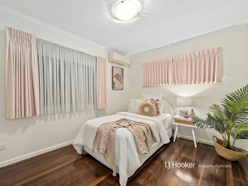 28 Darlington Street, Macgregor QLD 4109