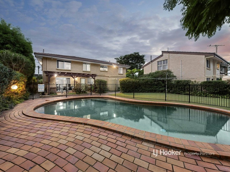 28 Darlington Street, Macgregor QLD 4109