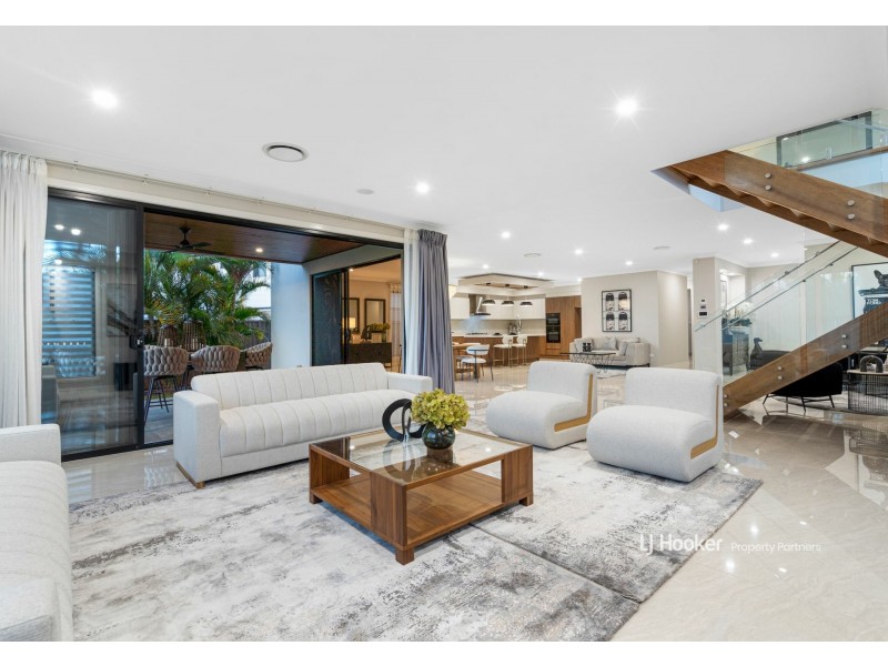 1 Slobodian Avenue, Eight Mile Plains QLD 4113