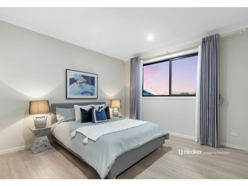 1 Slobodian Avenue, Eight Mile Plains QLD 4113