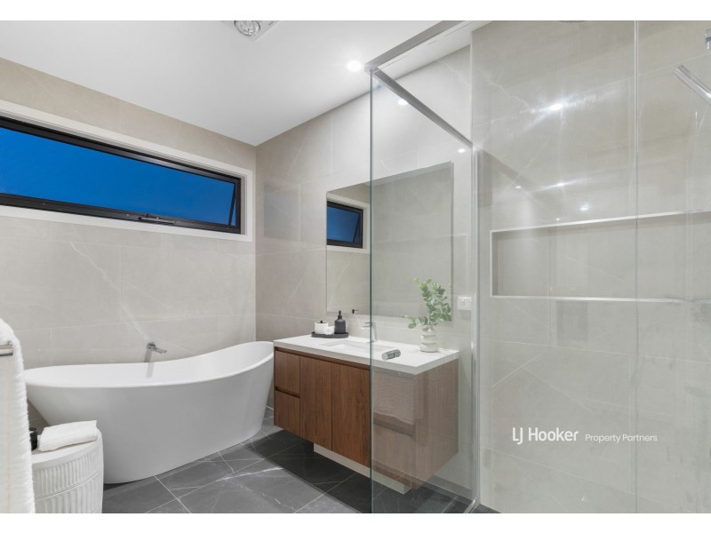 1 Slobodian Avenue, Eight Mile Plains QLD 4113