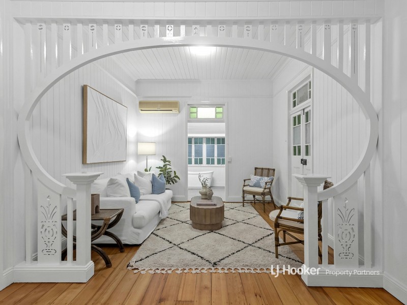 10 Dansie Street, Greenslopes QLD 4120