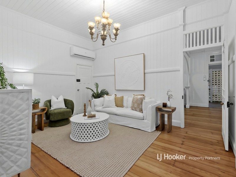 10 Dansie Street, Greenslopes QLD 4120