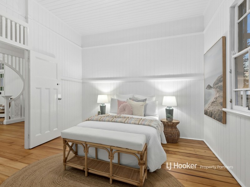 10 Dansie Street, Greenslopes QLD 4120