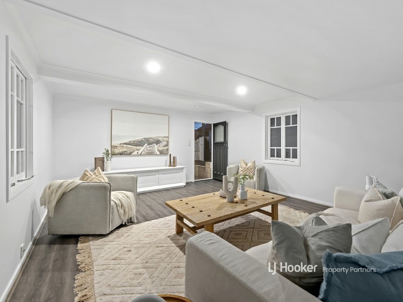 10 Dansie Street, Greenslopes QLD 4120