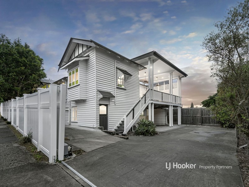 10 Dansie Street, Greenslopes QLD 4120