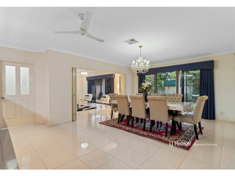 63 Dandelion Street, Eight Mile Plains QLD 4113