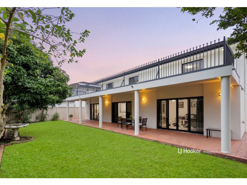 63 Dandelion Street, Eight Mile Plains QLD 4113