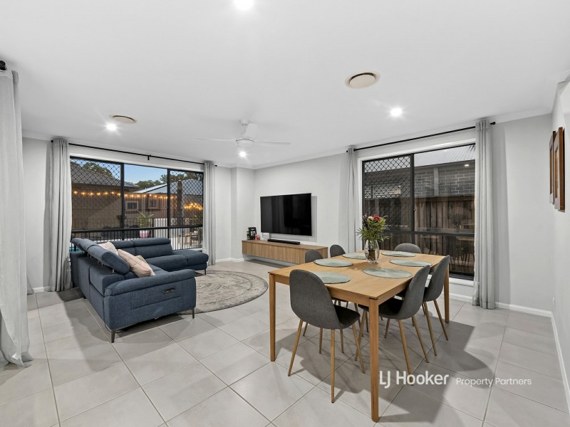 34 Macadamia Circuit, Park Ridge QLD 4125