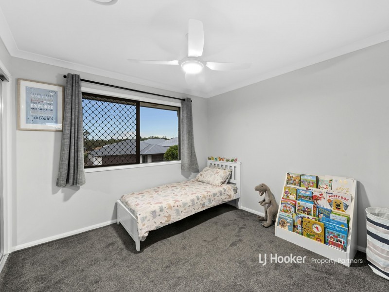 34 Macadamia Circuit, Park Ridge QLD 4125