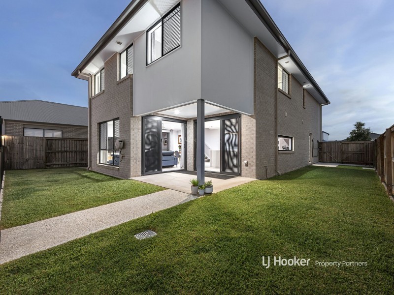 34 Macadamia Circuit, Park Ridge QLD 4125