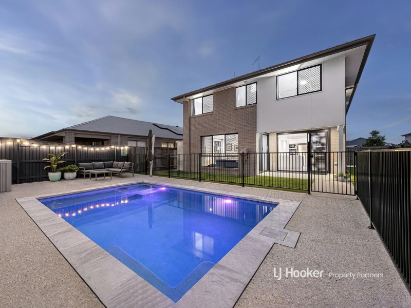 34 Macadamia Circuit, Park Ridge QLD 4125