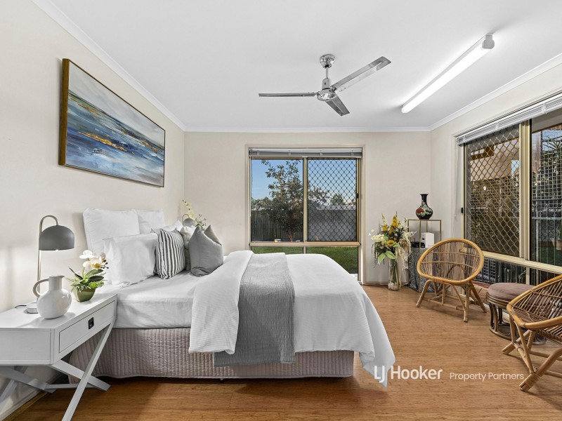 34 Eastwood Drive, Mansfield QLD 4122