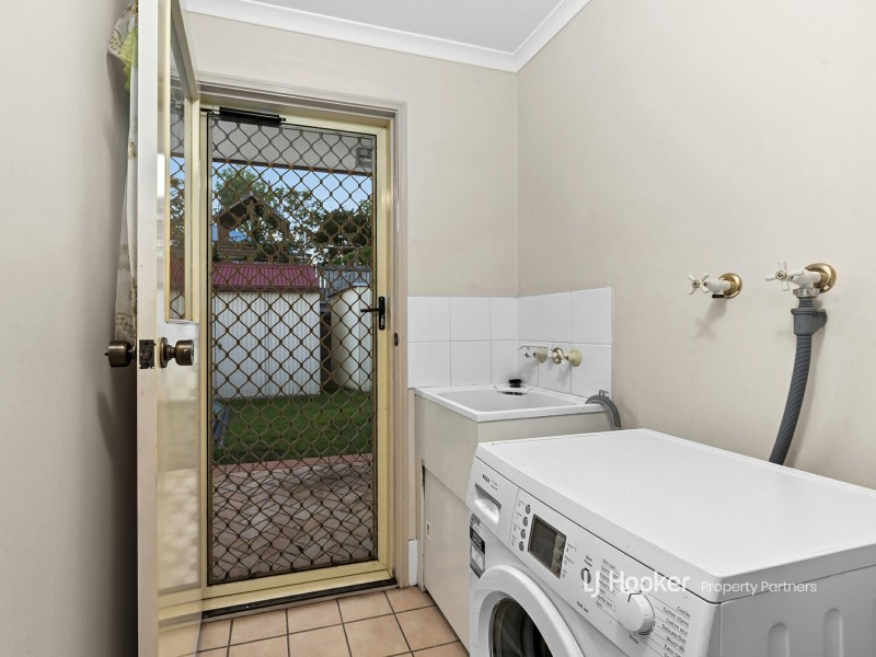 34 Eastwood Drive, Mansfield QLD 4122