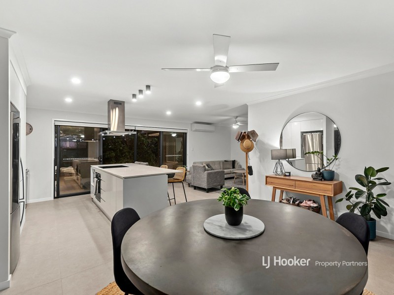 28 Yewleaf Place, Calamvale QLD 4116