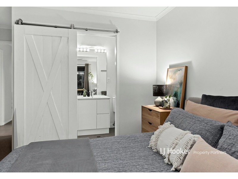 28 Yewleaf Place, Calamvale QLD 4116