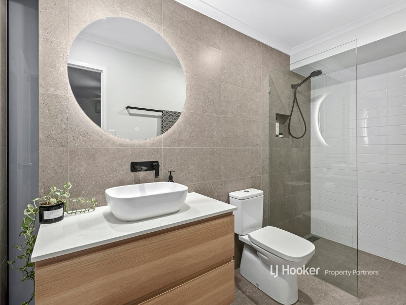 28 Yewleaf Place, Calamvale QLD 4116